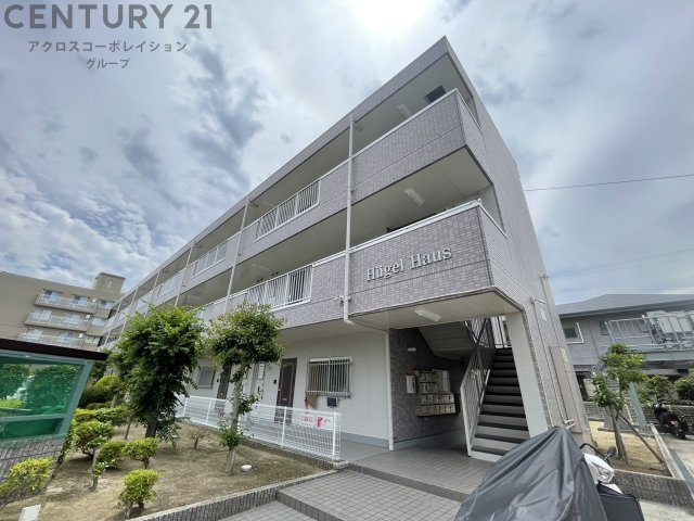 建物外観　敷地内に駐車場あります！