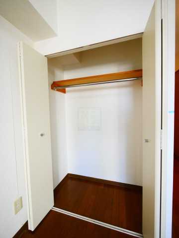 玄関　同一間取り参考写真になります。