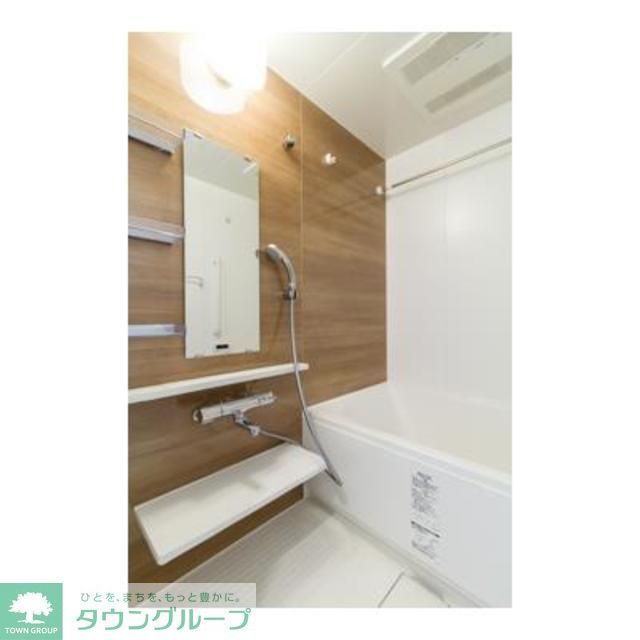 バス・シャワールーム　※写真は同タイプ住戸です。