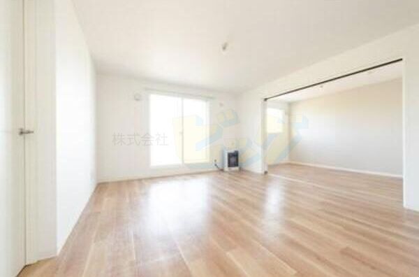 居室・リビング　☆15.0帖の広々としたリビングです！