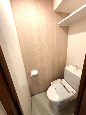 トイレ　別号室の写真です