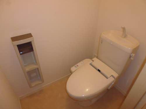 トイレ　温水洗浄暖房便座