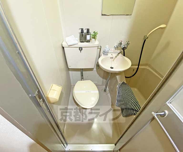 トイレ　すっきりとしたトイレスペースです。