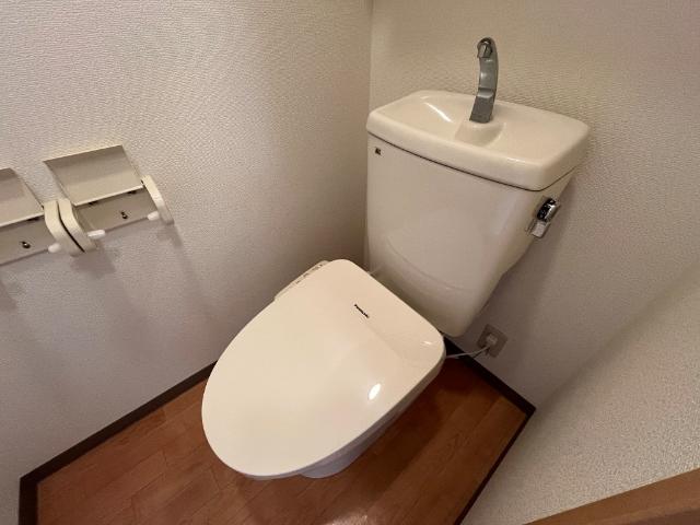 トイレ　シャワー付トイレ