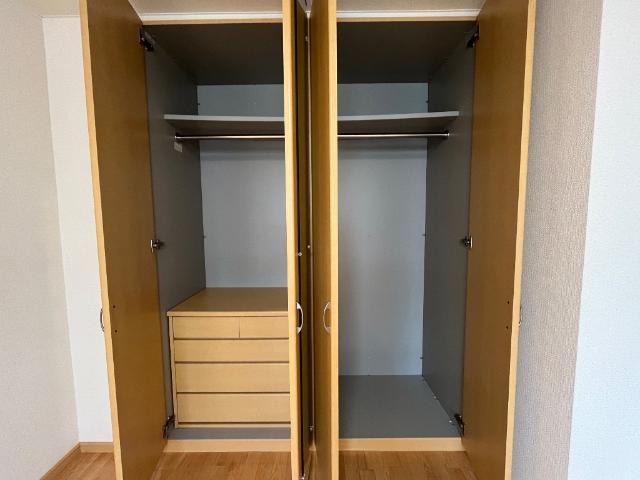 収納　クローゼット