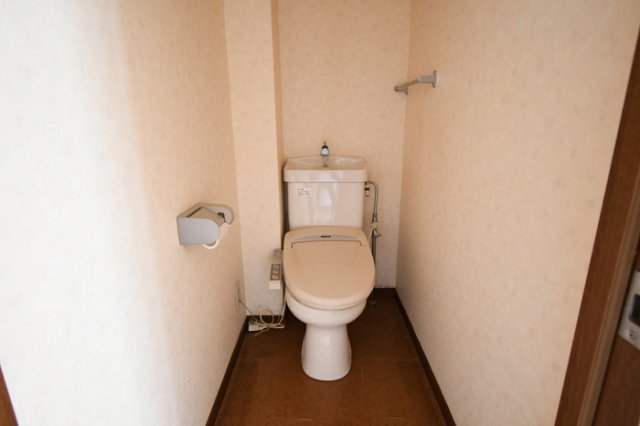 トイレ　シンプルで使いやすいトイレです