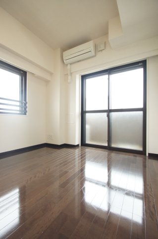 居室・リビング　洋室6帖のお部屋です。