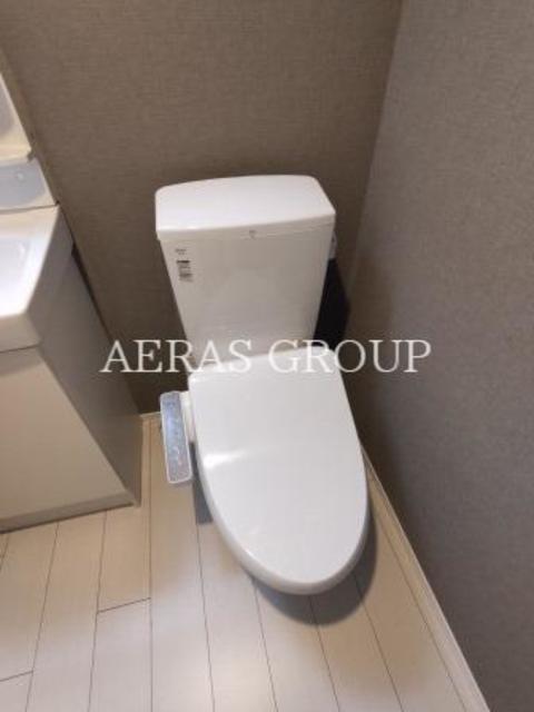 トイレ　温水洗浄便座