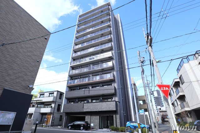 建物外観　毎日通るエントランスはこのようになっています