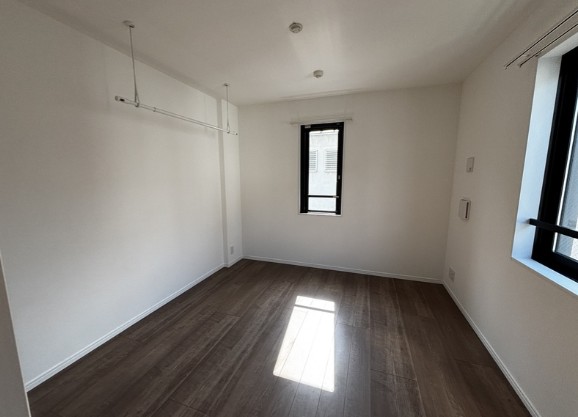 居室・リビング　居間