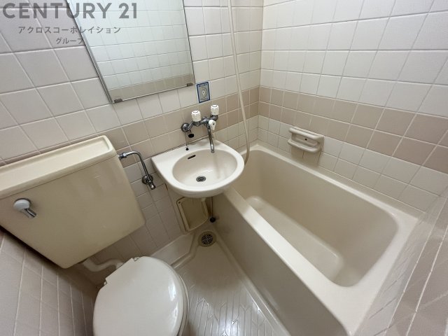 バス・シャワールーム　シンプルで機能的なユニットバスです！