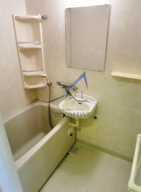 バス・シャワールーム　お風呂です。