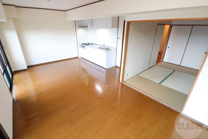 居室・リビング　１４帖のリビングルーム