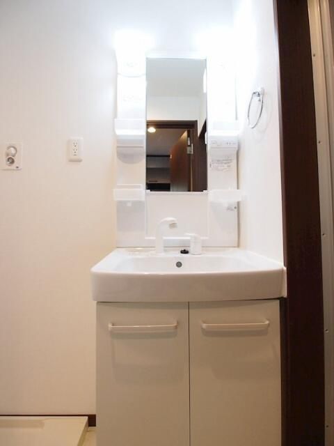 洗面設備　別部屋参考写真となります