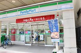 コンビニ　ファミリーマート 亀戸駅南店（コンビニ）まで8m