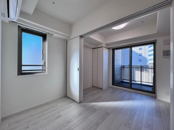 居室・リビング　※別部屋参考写真