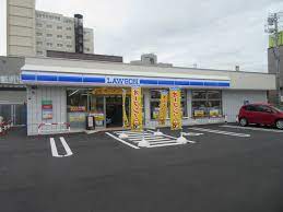 コンビニ　ローソン札幌平和通三丁目店（コンビニ）まで332m