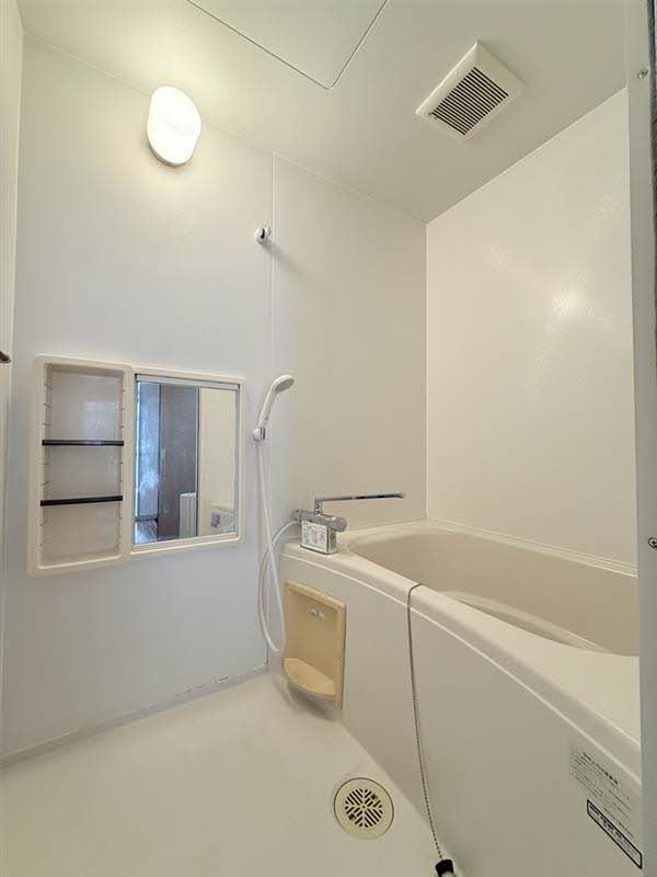 バス・シャワールーム　浴室