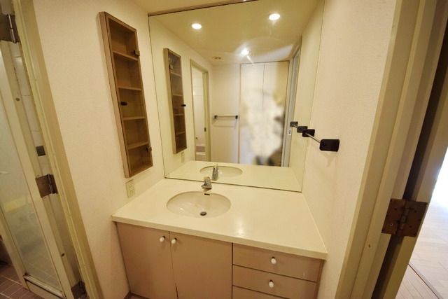 洗面設備　別部屋参考写真