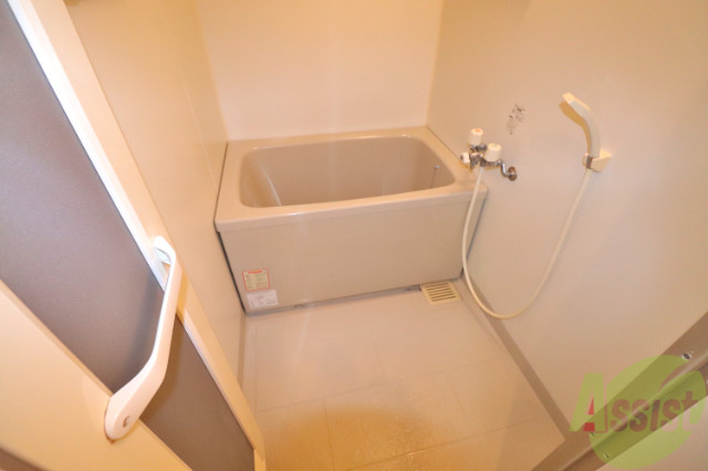 バス・シャワールーム　清潔感のあるバスルーム！