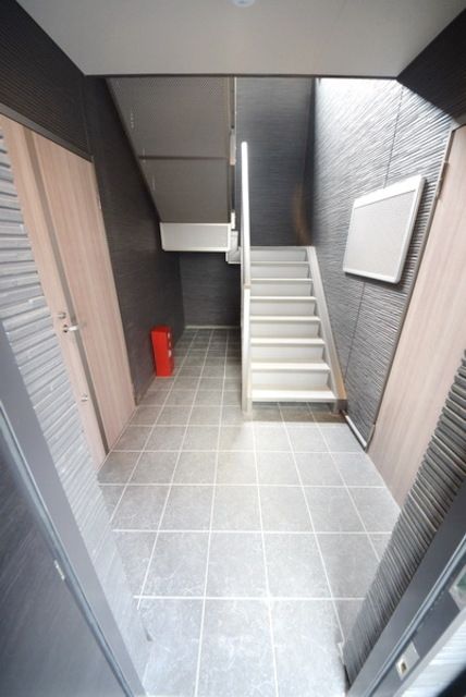 エントランス　★広々としたエントランスです★