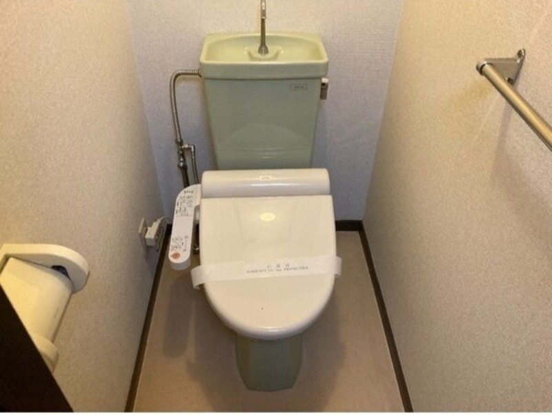 トイレ　図面と現状に相違がある場合には現状を優先