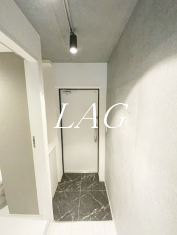 玄関　玄関です。