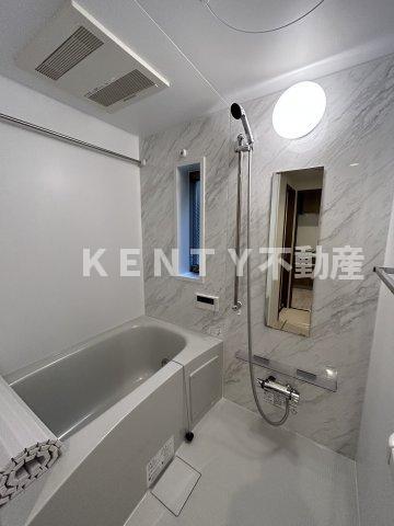 バス・シャワールーム　お風呂です