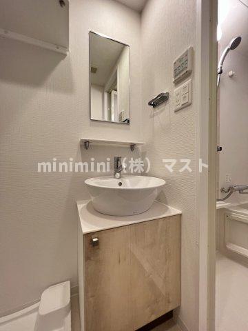 洗面設備　別室カラー参考写真