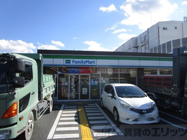 コンビニ　ファミリーマート 島本高浜二丁目店（コンビニ）まで630m