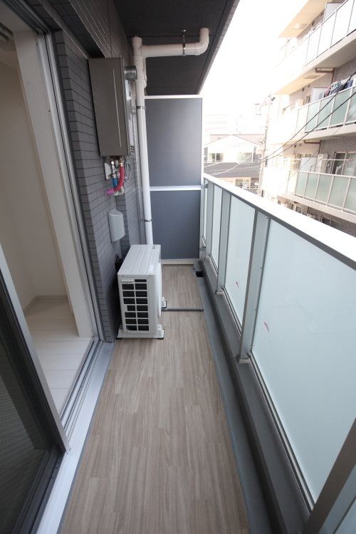 バルコニー　バルコニー