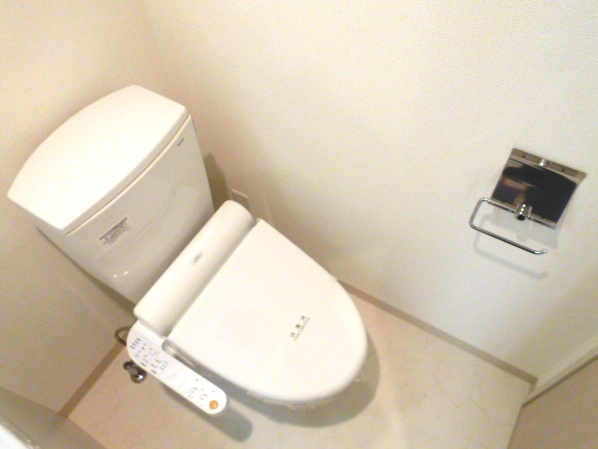 トイレ　ウォシュレット付きのトイレです
