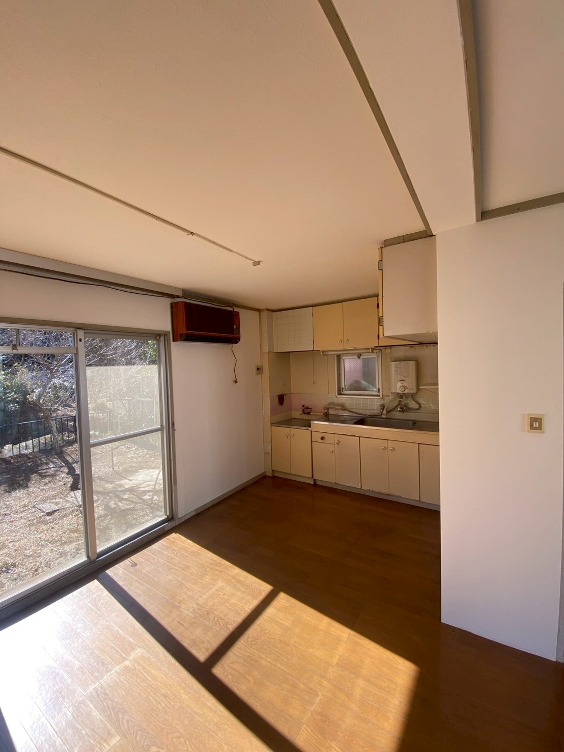 キッチン　内装リフォーム済♪