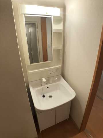 洗面設備　ラ・スカリナータ