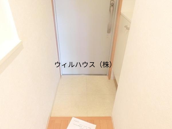 玄関　シューズボックスあり！