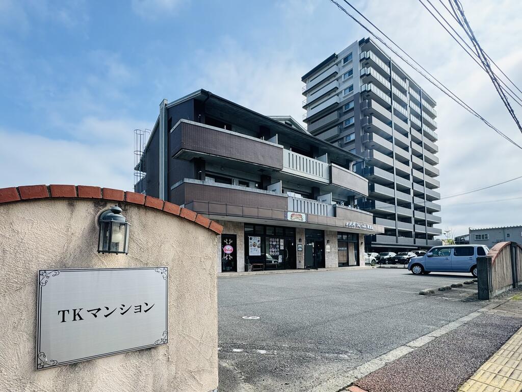 建物外観　外観（昼）