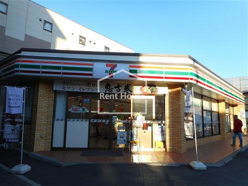 コンビニ　セブンイレブン（コンビニ）まで181m