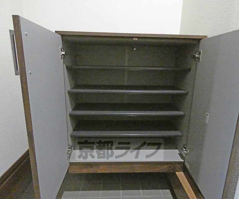 収納　シューズボックスです。