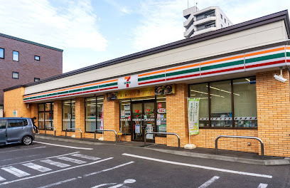 コンビニ　セブンイレブン札幌南円山店（コンビニ）まで418m