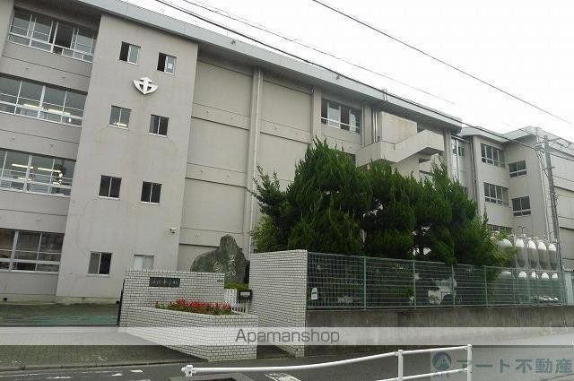 中学校　道後中学校（中学校）まで299m