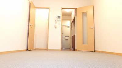 居室・リビング　使いやすい居間です