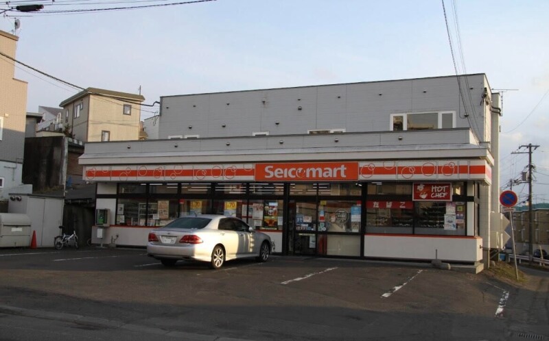 コンビニ　セイコーマート月寒店（コンビニ）まで492m
