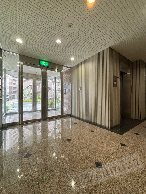 エントランス　リッチなエントランスがお出迎え♪♪