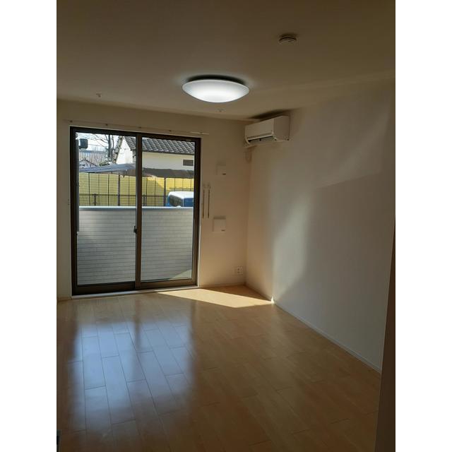 居室・リビング　フローリング７帖