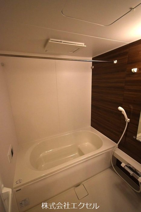 バス・シャワールーム　浴室換気乾燥機です。