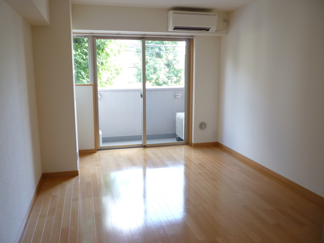 居室・リビング　※こちらの写真は他部屋参考写真です