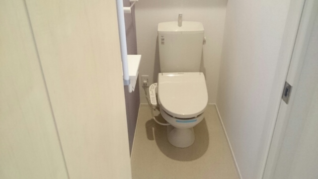 トイレ　ウォシュレット