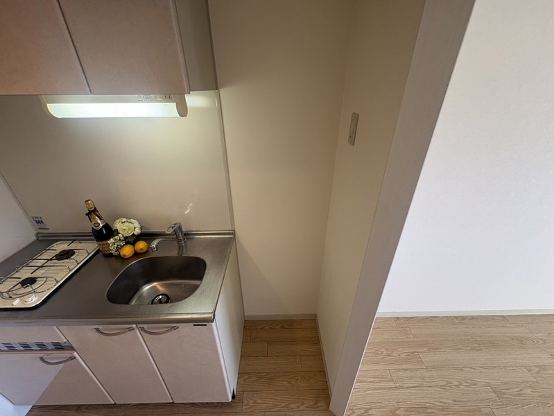 玄関　※写真は403号室