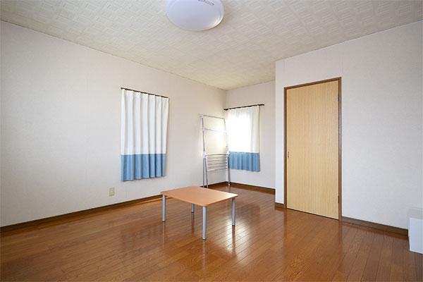 居室・リビング　シャルムイーエル