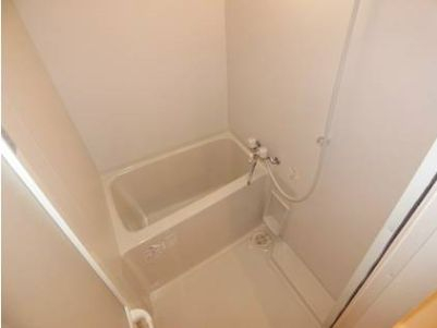 バス・シャワールーム　インペリアル新町　浴室